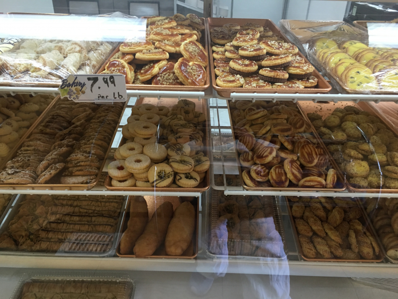 Unique Bakery in Montrose, CA