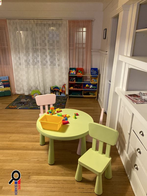 Tatikis Mot Child Care/Day Care in Glendale, CA - Տատիկիս Մոտ մանկապարտեզ