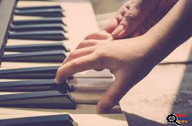 Western Armenian Tutor and Piano Teacher in Pasadena, CA