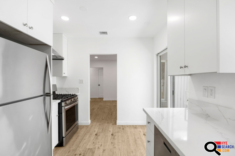  House for Rent in Glendale, CA