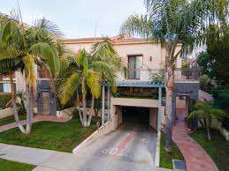 Townhouse for Rent in Glendale, CA