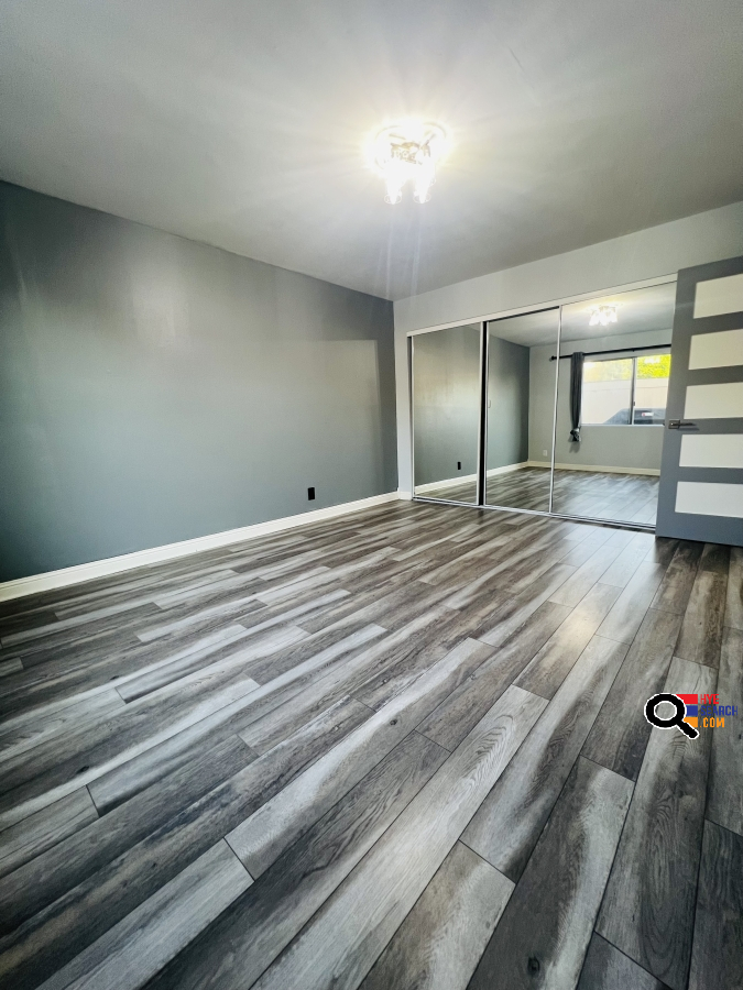 Apartment for Rent in Burbank, CA