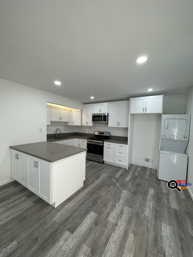 Apartment for Rent in North Hollywood, CA