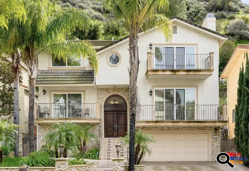 House for Sale in Burbank, CA