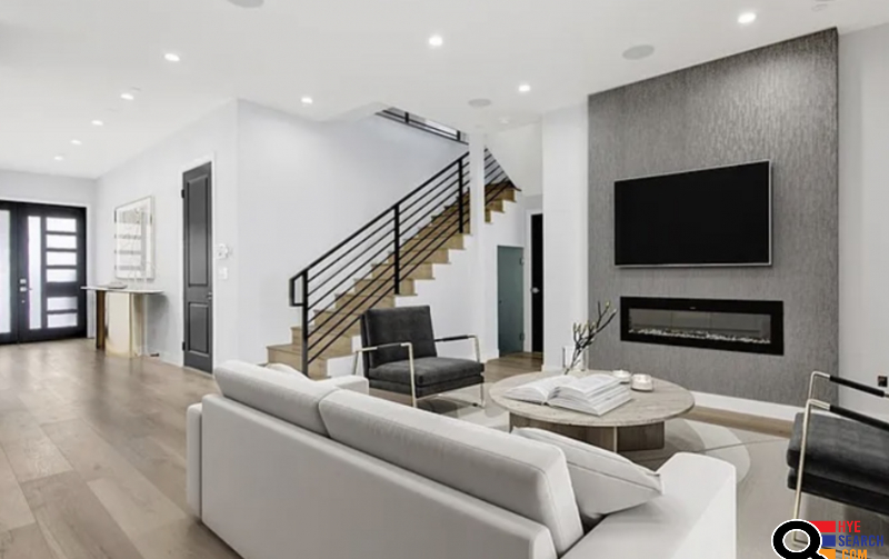  House for Sale in Burbank, CA