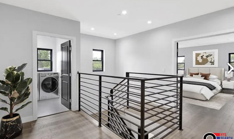  House for Sale in Burbank, CA