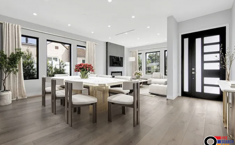  House for Sale in Burbank, CA