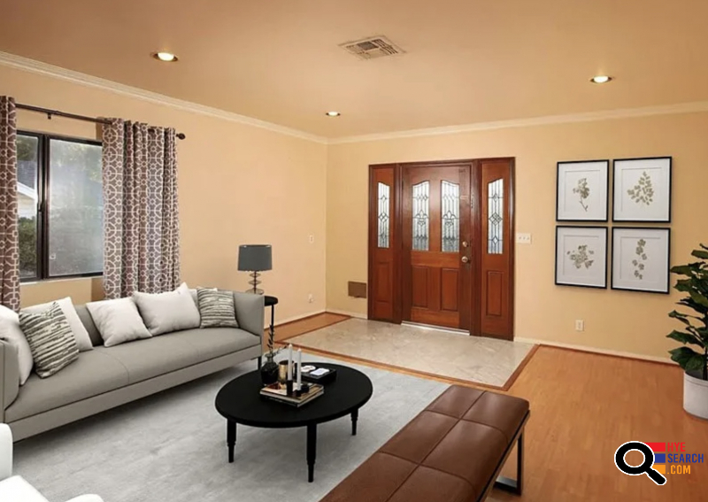 Single Family Residence for Sale in Burbank, CA