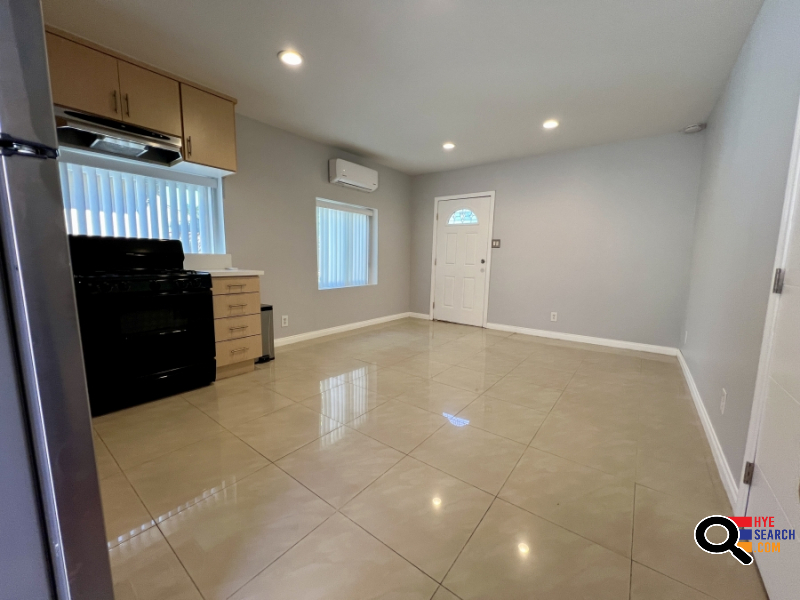 House for Rent in Panorama City, CA