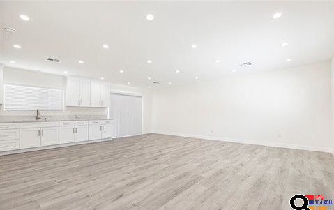 House for Rent in Van Nuys, CA