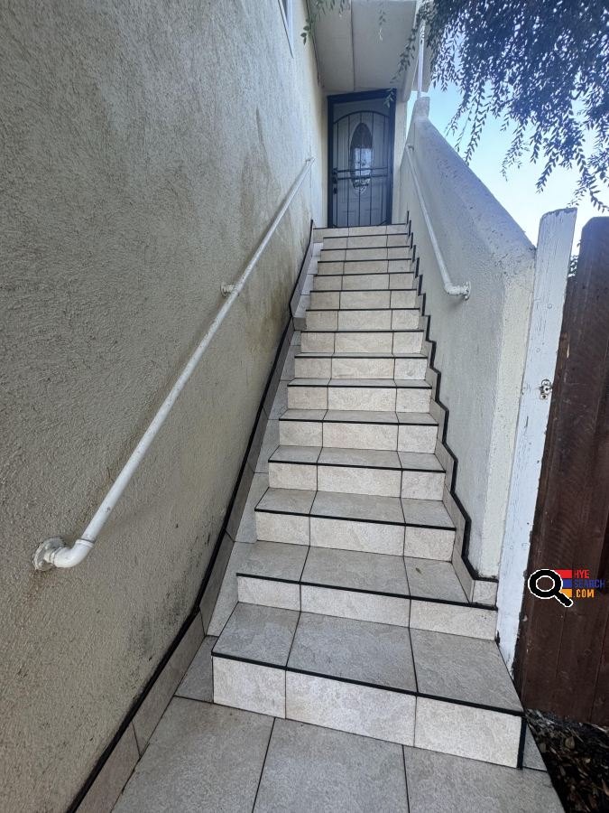  House for Rent in Van Nuys, CA