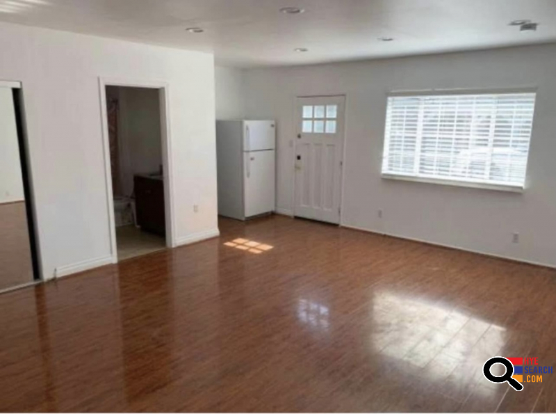  Beautiful Backhouse Studio for Rent in Northridge, CA