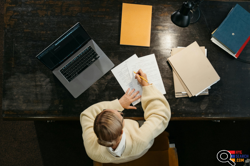 Front Desk Receptionist Wanted at Travel Agency in Glendale, CA