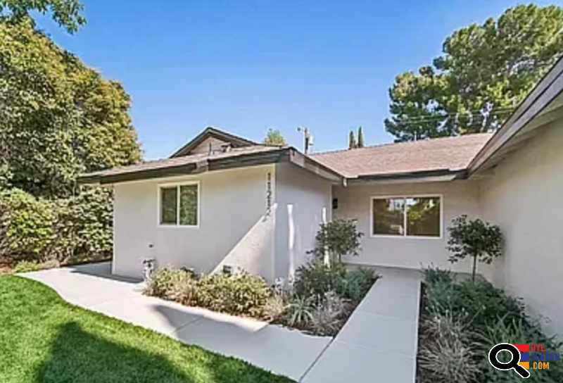  Newly Remodeled Home for Rent in Granada Hills, CA