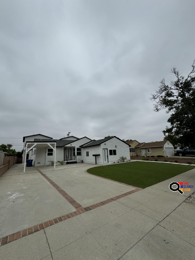 House for Rent Full Driveway Access in Granada Hills, CA