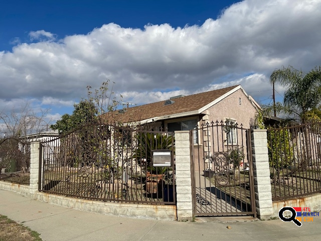 House for Rent in Panoram City, CA