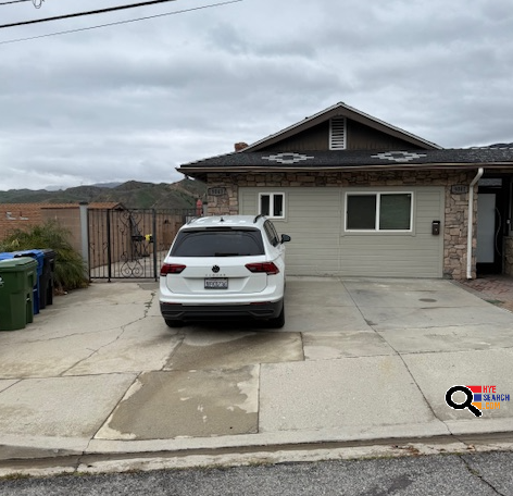  Amazing ADU for Rent with Mountain Views, Utilities Included, Street Entrance, Huge Patio in Sunland, CA