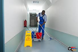 Shawarma Place Needs Male Cleaner in Glendale, CA