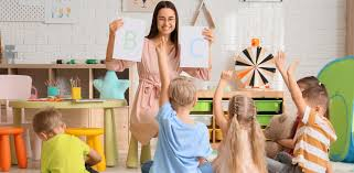 Looking for Teacher Assistants for a Family Childcare and Kindergarten Teacher in Van Nuys, CA