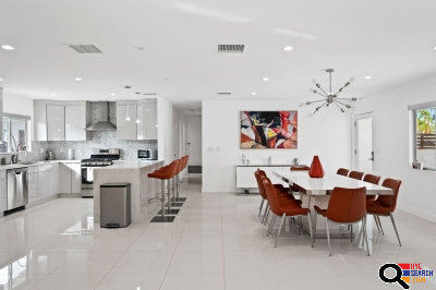  Beautiful Vacation Home for Rent in Palm Springs, CA