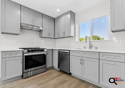 Apartment for Rent in Burbank, CA