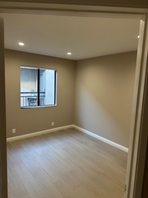 Fully Renovated Apartment for Rent in - Glendale, CA