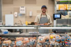 Looking for a Male Worker for a Grocery Store in Tujunga, CA